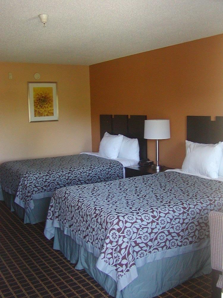 Days Inn By Wyndham Marietta White Water Eksteriør bilde