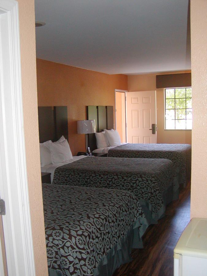 Days Inn By Wyndham Marietta White Water Eksteriør bilde